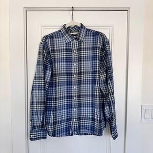 Johnnie-o Button Down Size Medium